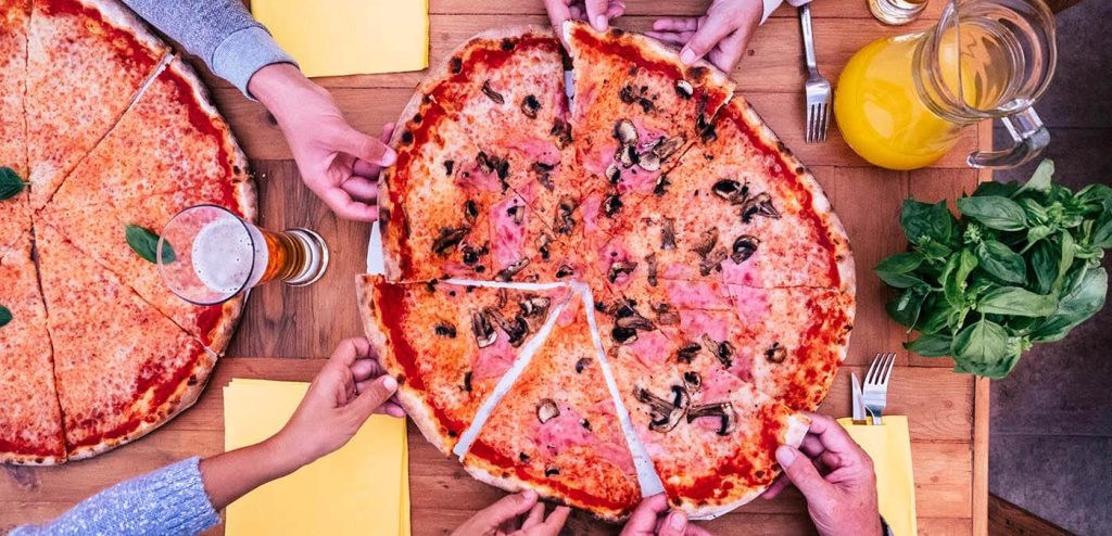 10 Ways to make pizza night fun for kids